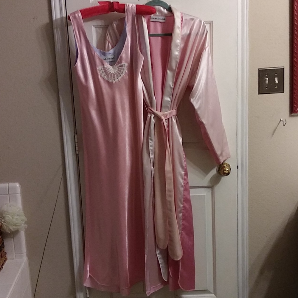 COPY - Robe and nightgown set
